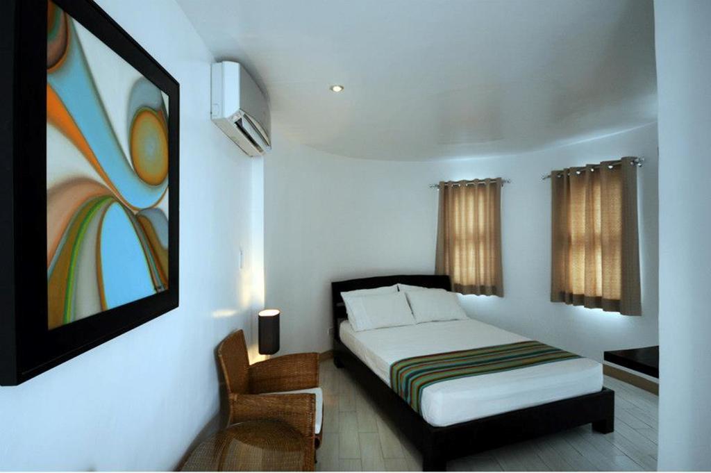 Bluewaves Westcliff Villa Balabag  Quarto foto