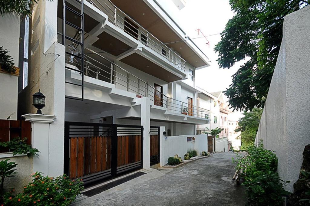 Bluewaves Westcliff Villa Balabag  Exterior foto