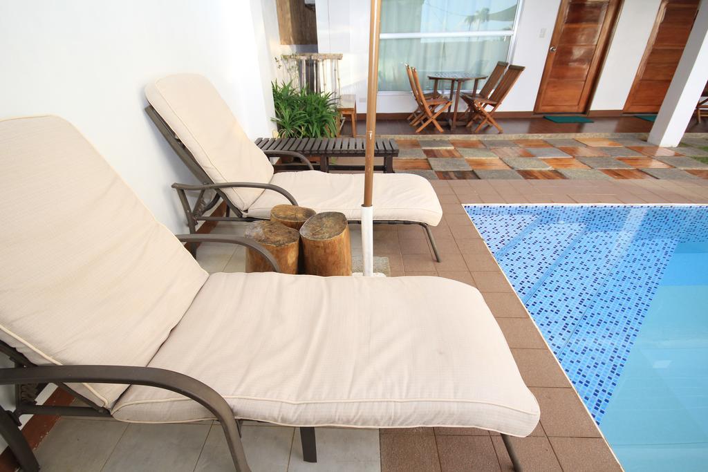 Bluewaves Westcliff Villa Balabag  Exterior foto